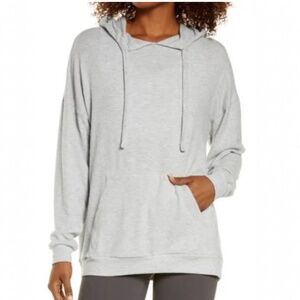 Alo Yoga Alolux Soho Hoodie Light Gray Pullover Sweatshirt Medium M